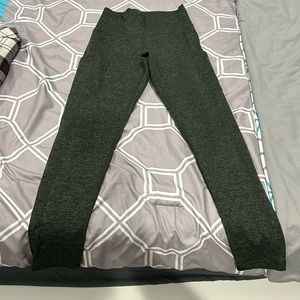 Aerie leggings with pockets